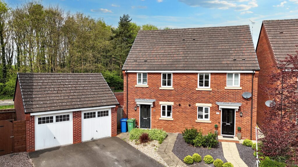 Candler Drive, Stone, ST15