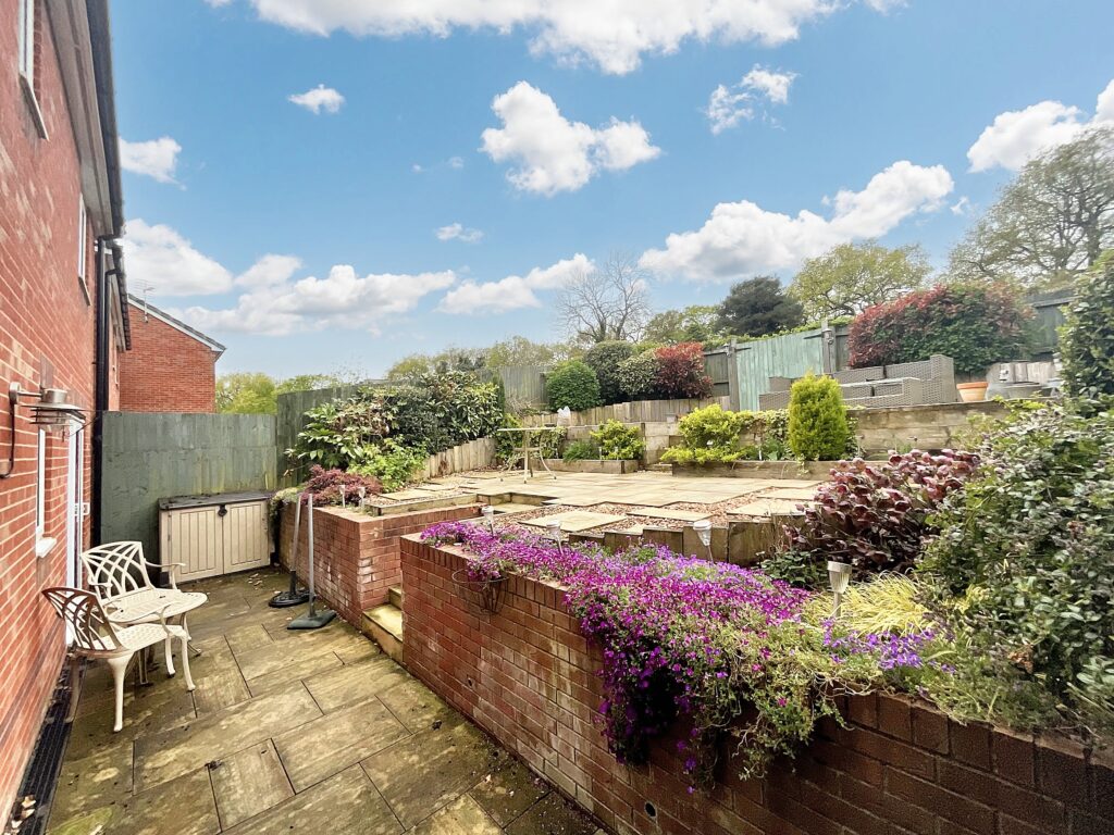 Canalside Close, Nantwich, CW5