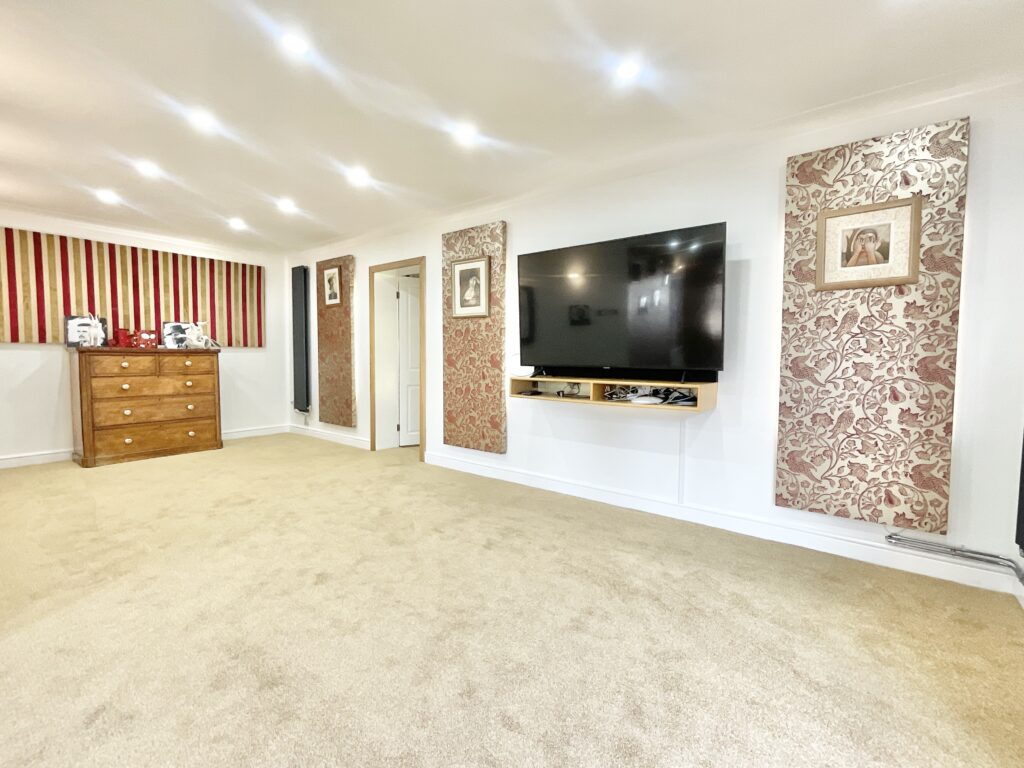 Pinewood Road, Ashley Heath, TF9