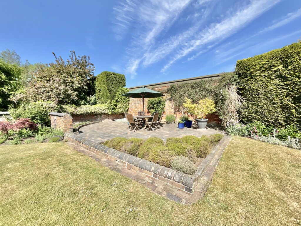 Slindon, Stafford, ST21