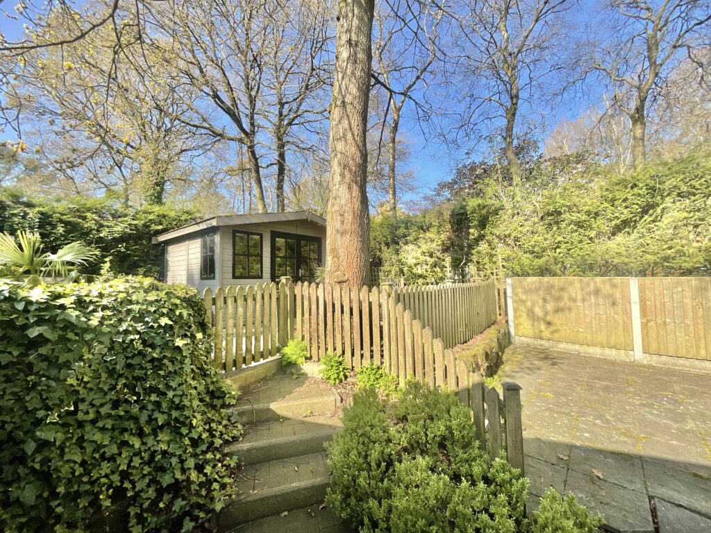 Pinewood Road, Ashley Heath, TF9