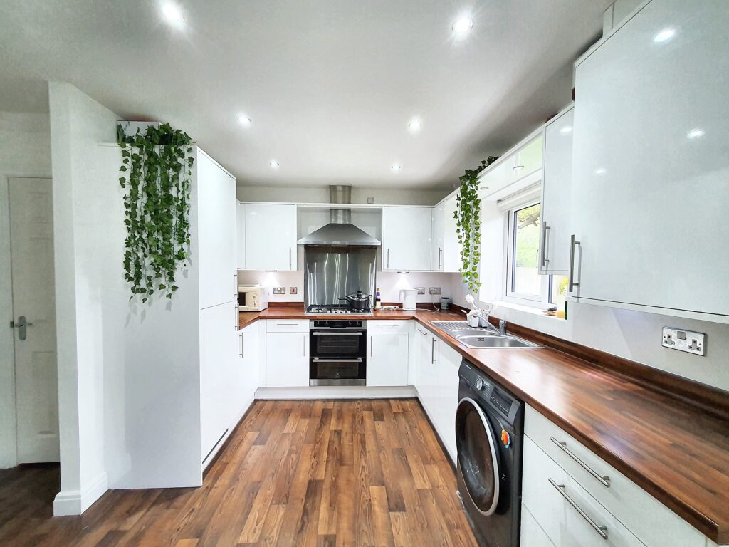 Broomhall Drive, Shavington, CW2