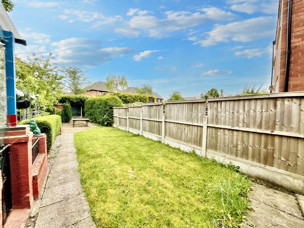 Orchard Street, Willaston, CW5