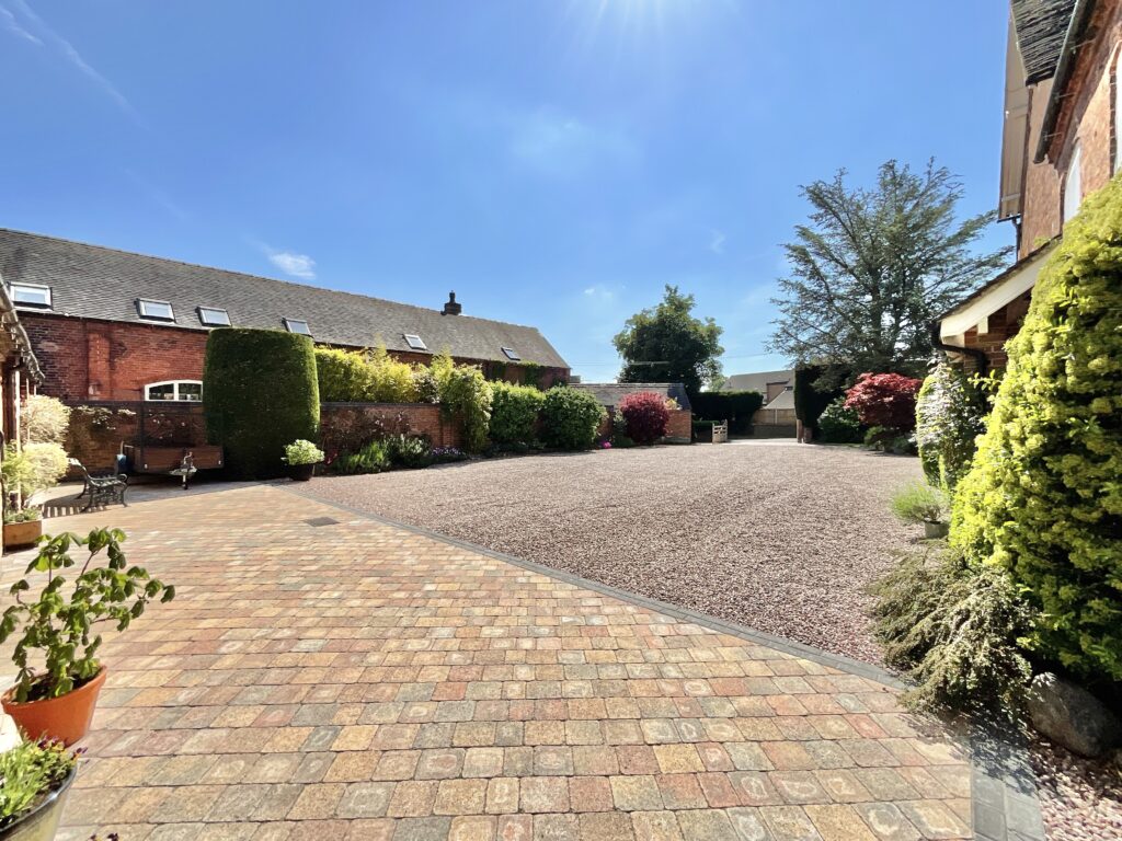 Slindon, Stafford, ST21