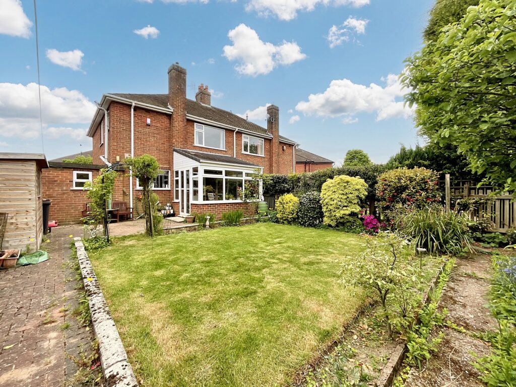Walleys Drive, Newcastle, ST5