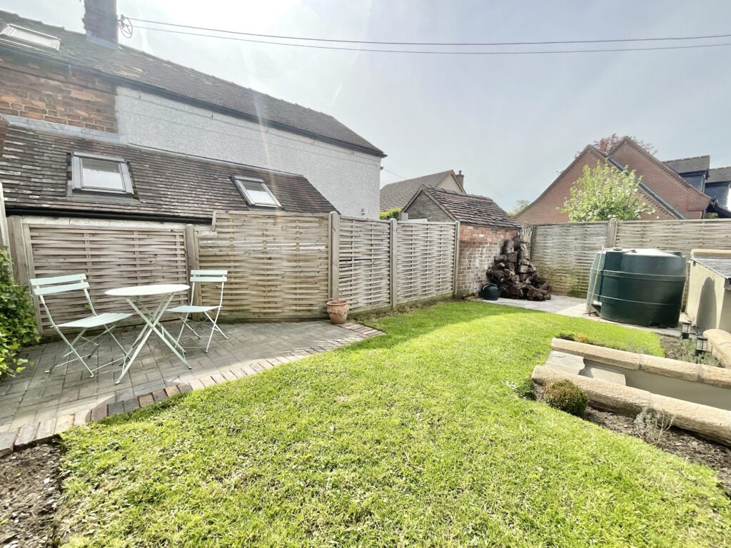 London Road, Knighton, TF9