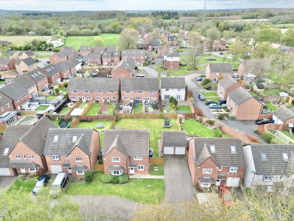 Hollingworth Close, Yarnfield, ST15