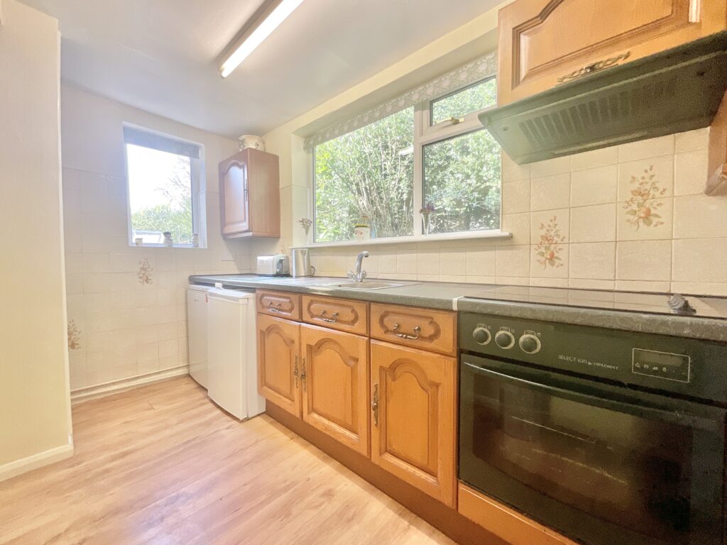Eccleshall Road, Hookgate, TF9