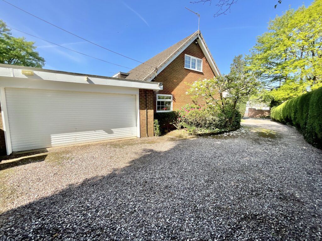 Chapel Lane, Hookgate, TF9
