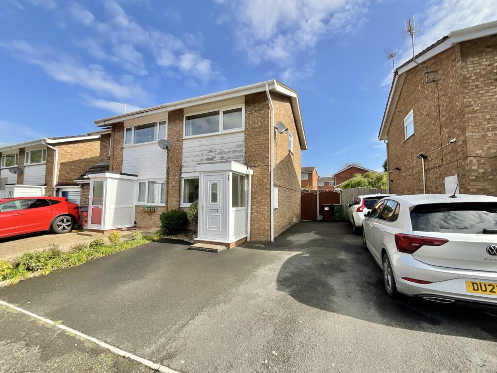 Hollies Brook Close, Gnosall, ST20