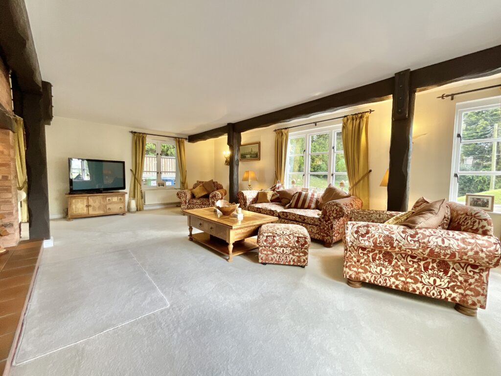 Whitgreave Lane, Whitgreave, ST18