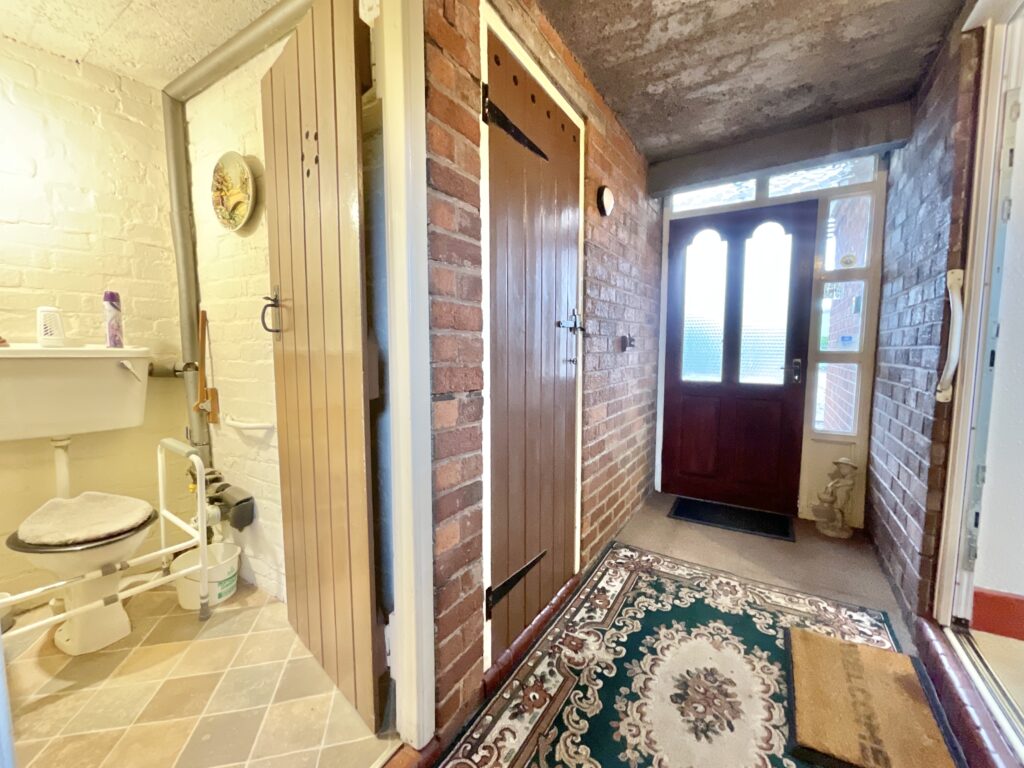 Bowers, Standon, ST21