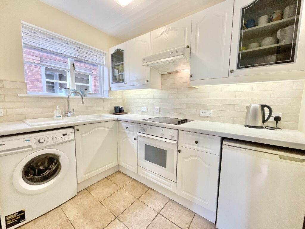 Whitgreave Lane, Whitgreave, ST18