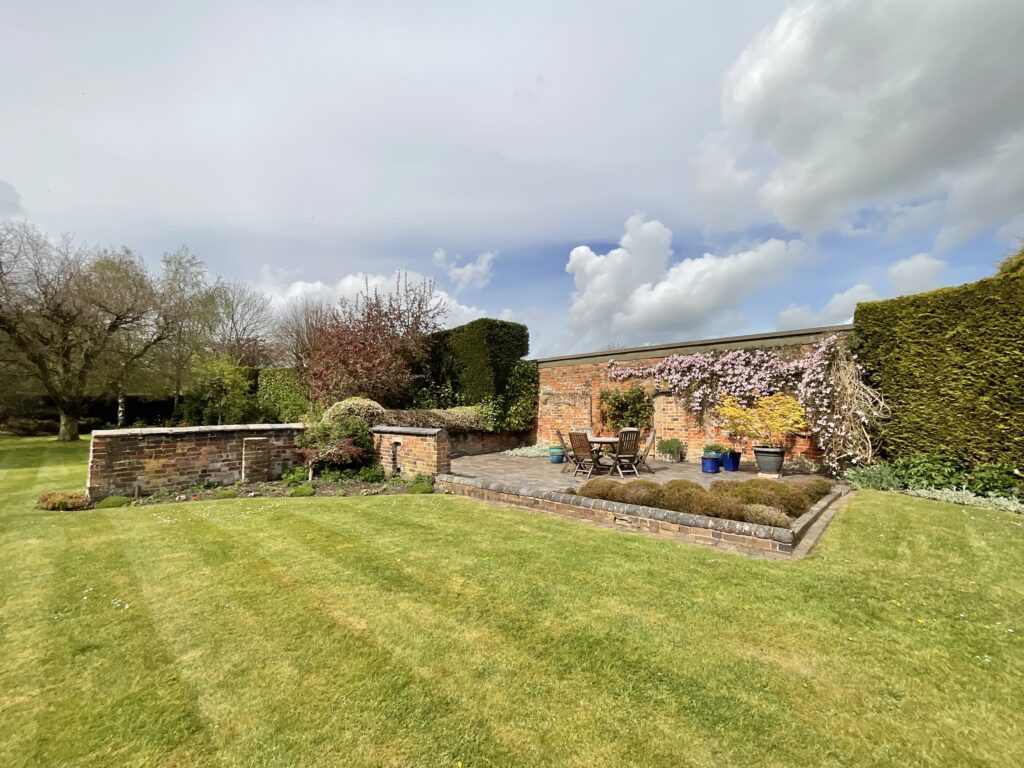 Slindon, Stafford, ST21