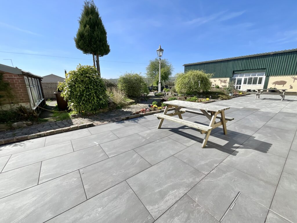Birchenfields Lane, Dilhorne, ST10