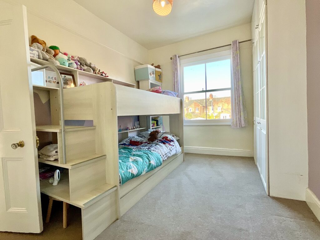 Northesk Street, Stone, ST15