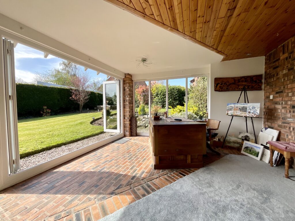 Sandon Road, Hilderstone, ST15