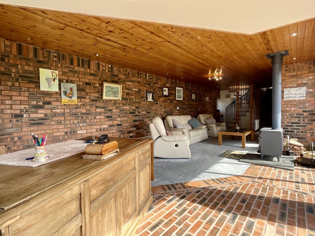 Sandon Road, Hilderstone, ST15