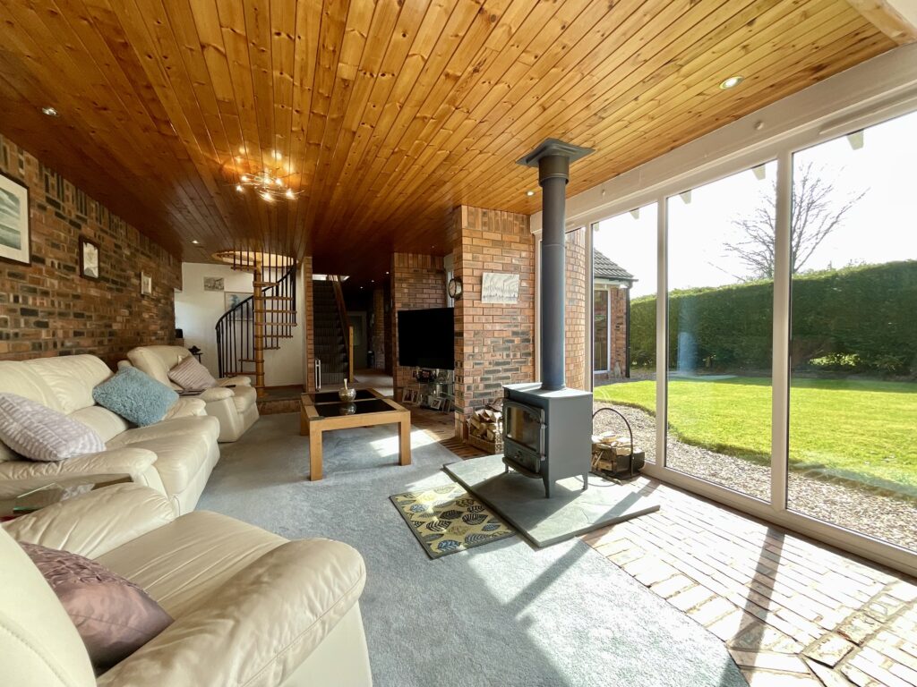Sandon Road, Hilderstone, ST15