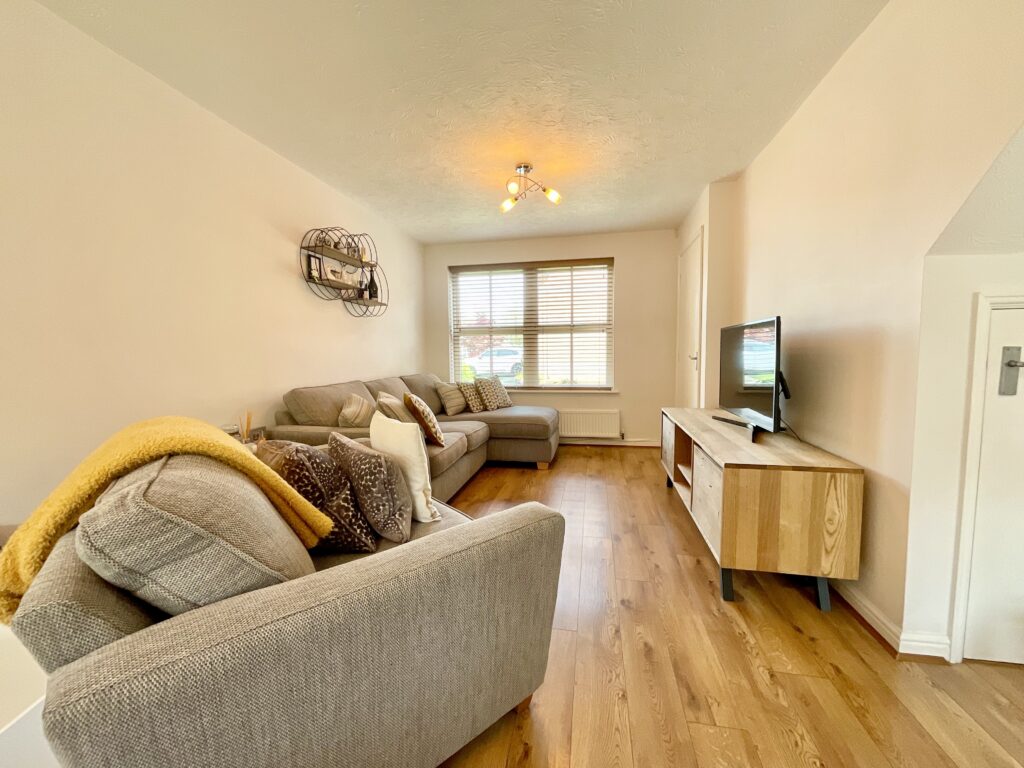 Ovaldene Way, Stoke-On-Trent, ST4