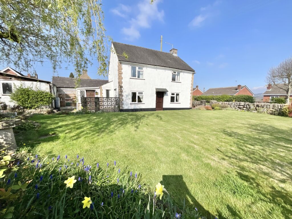 Gallows Green, Alton, ST10