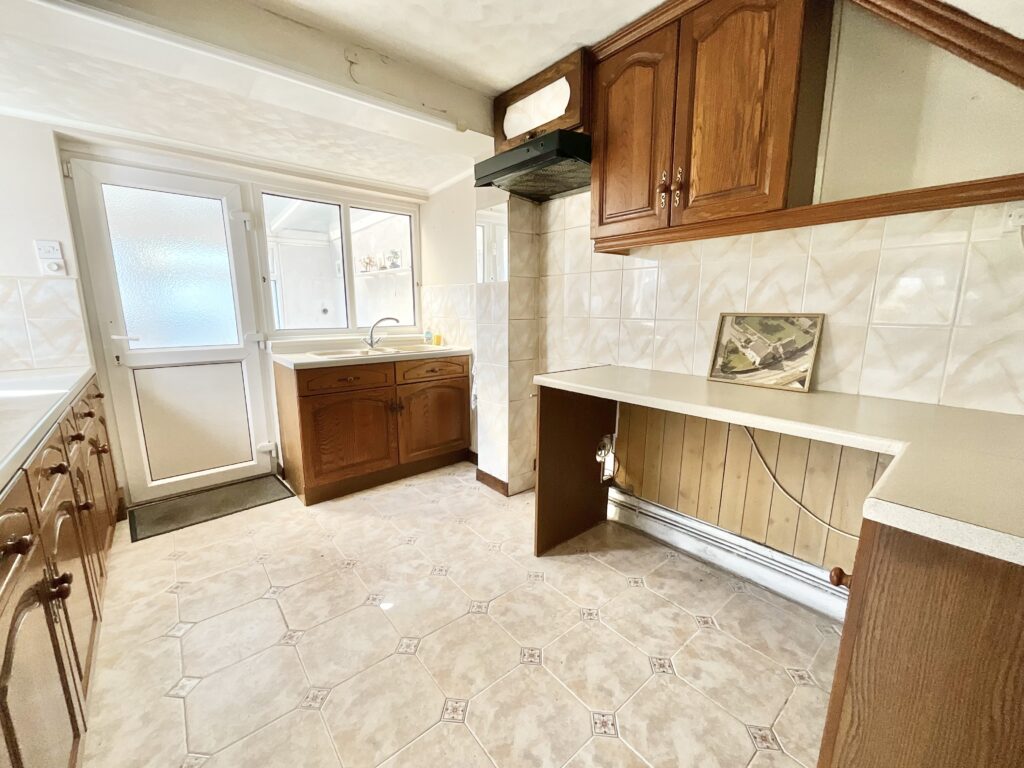 Gallows Green, Alton, ST10