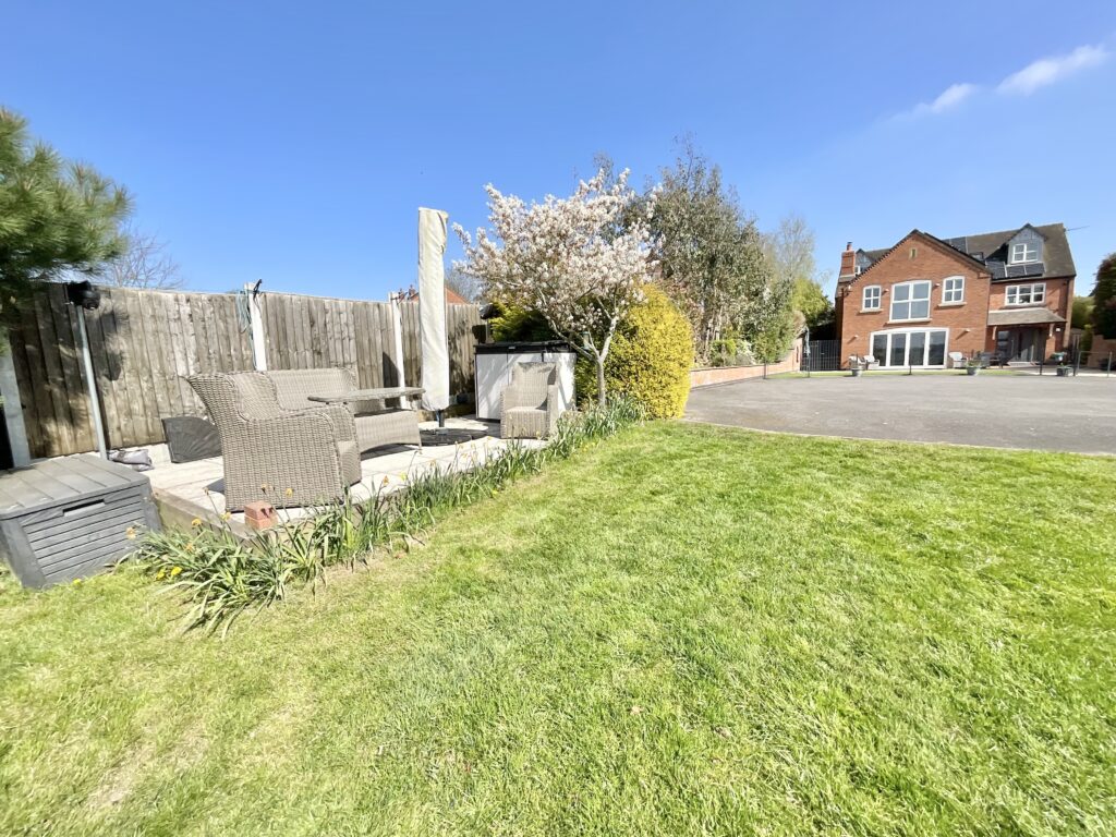 Church Lane, Bramshall, ST14