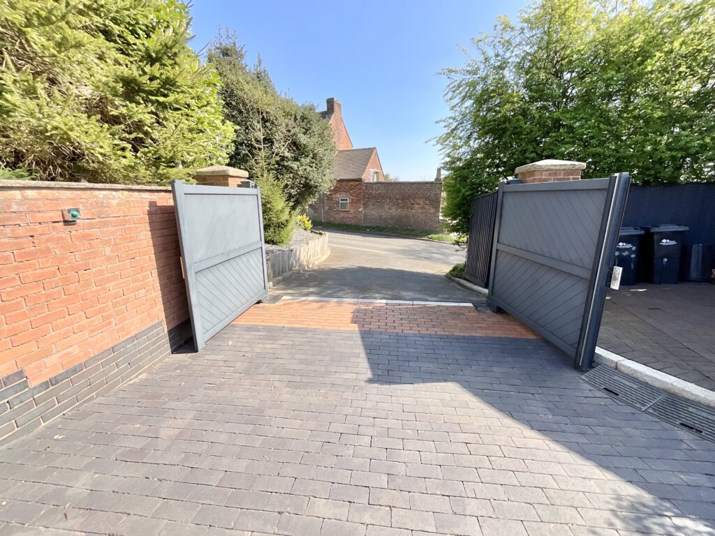 Church Lane, Bramshall, ST14