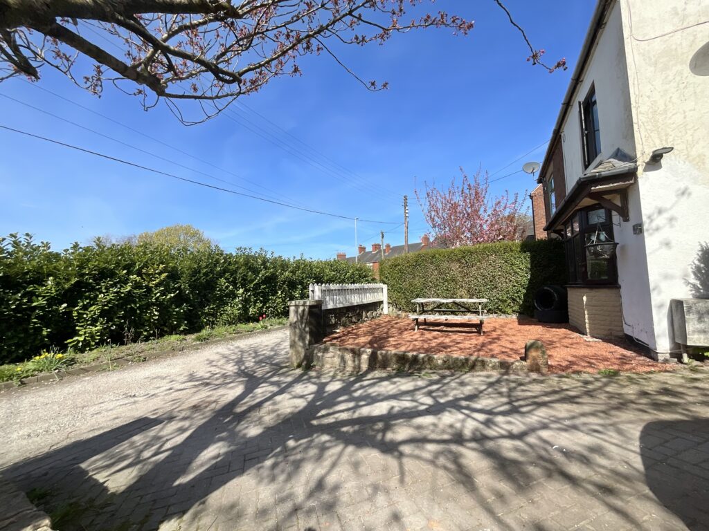 Glebe Road, Kingsley, ST10