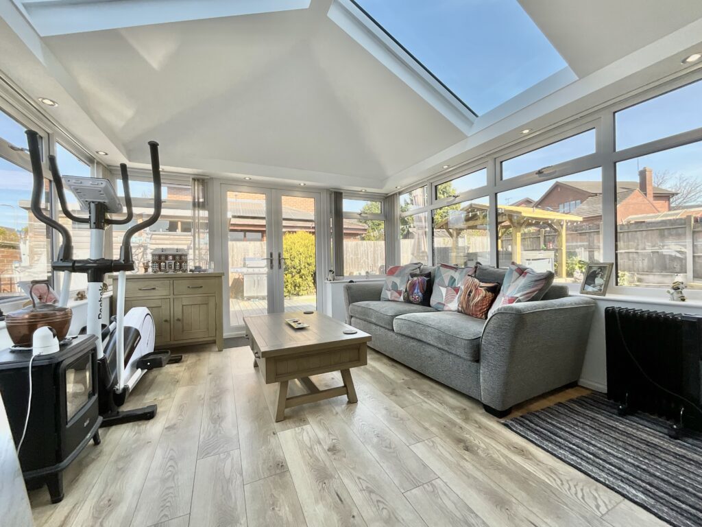 Byron Close, Cheadle, ST10