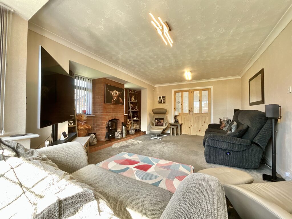 Byron Close, Cheadle, ST10