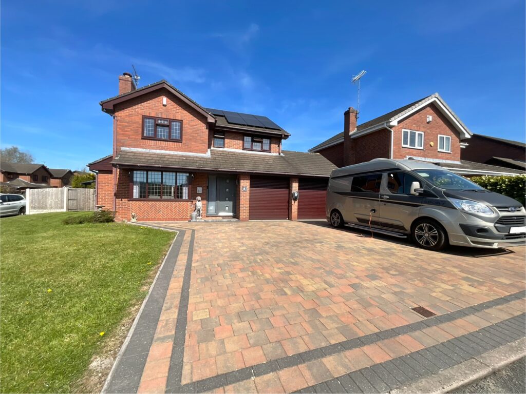 Byron Close, Cheadle, ST10