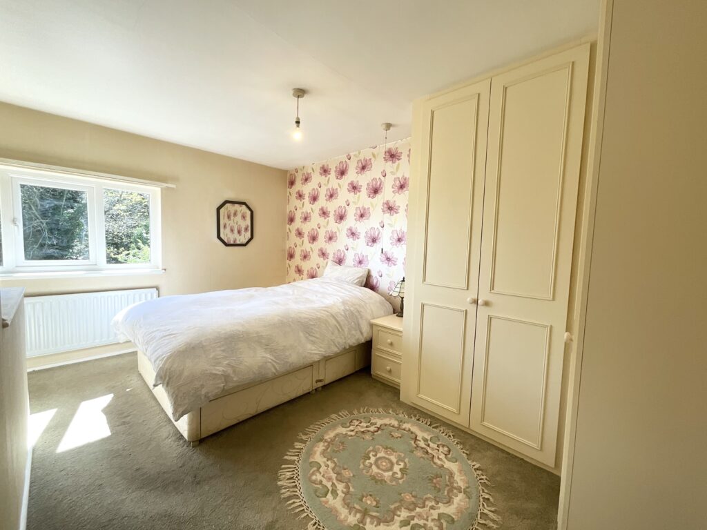 Deadmans Green, Checkley, ST10