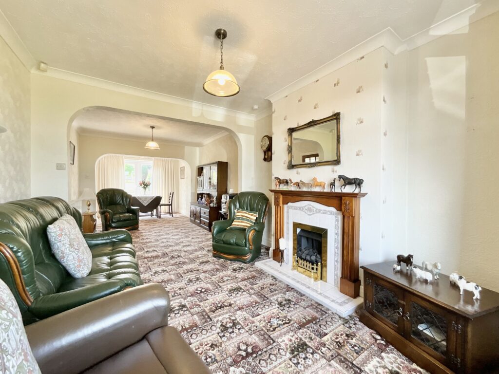Highfield Avenue, Cheadle, ST10