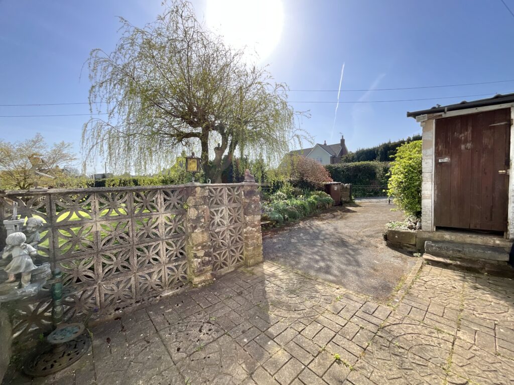 Gallows Green, Alton, ST10