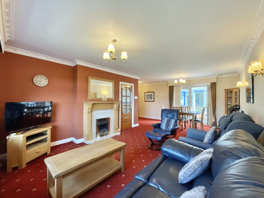 Common Lane, Rough Close, ST3