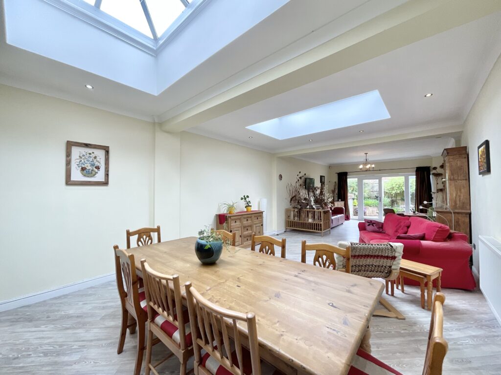 Northesk Street, Stone, ST15