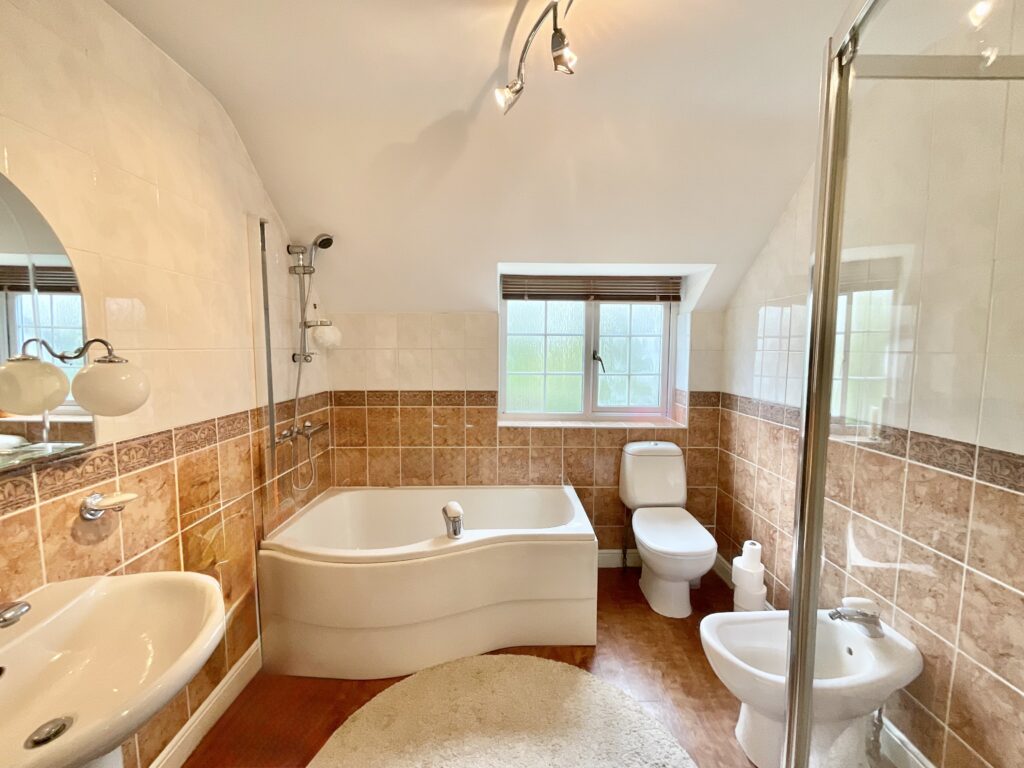 Sandon Road, Hilderstone, ST15