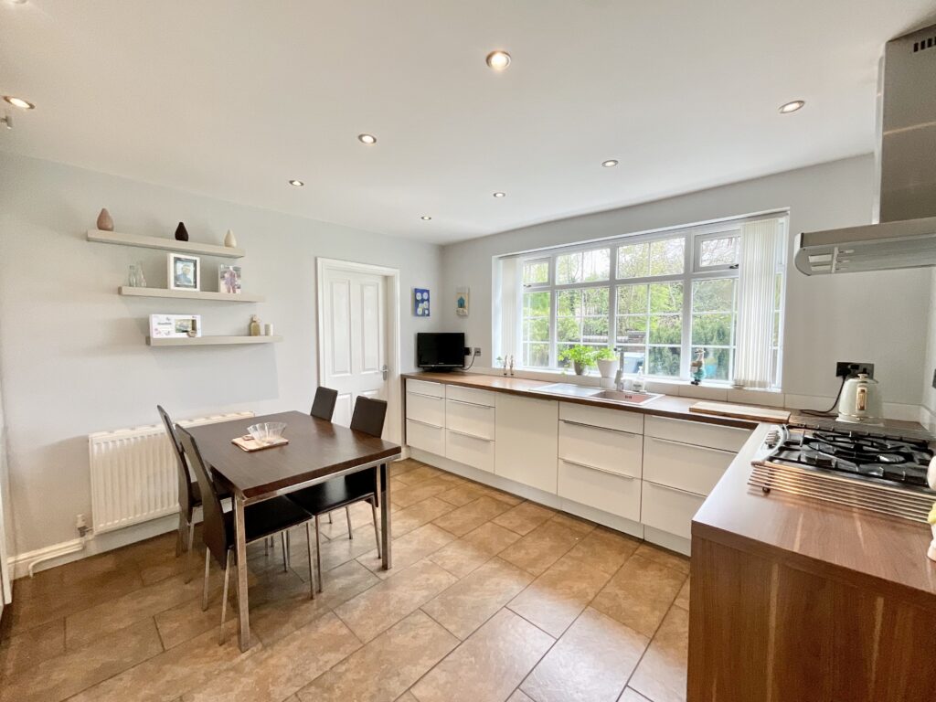 Sandon Road, Hilderstone, ST15