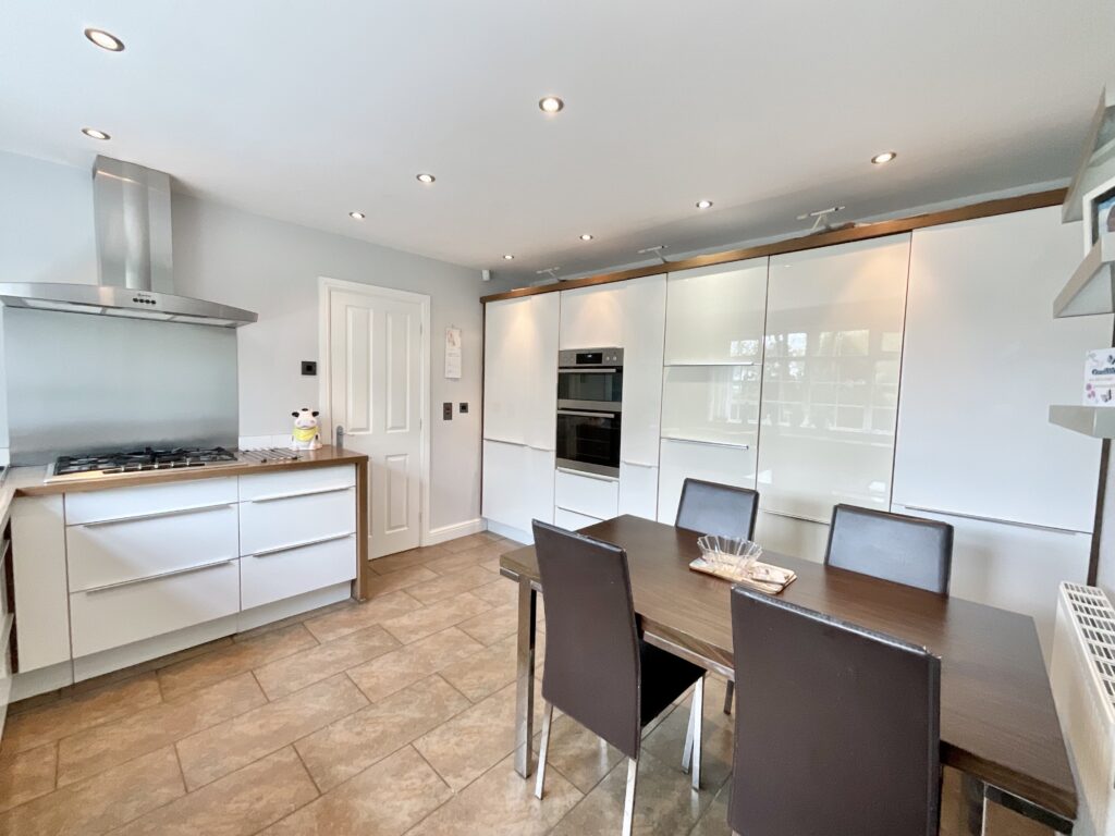 Sandon Road, Hilderstone, ST15