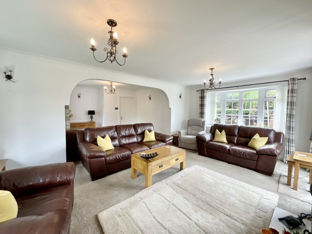 Sandon Road, Hilderstone, ST15