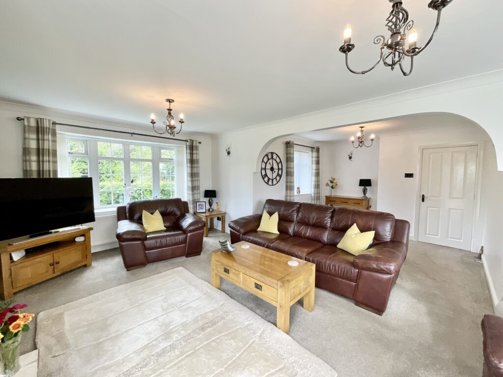 Sandon Road, Hilderstone, ST15
