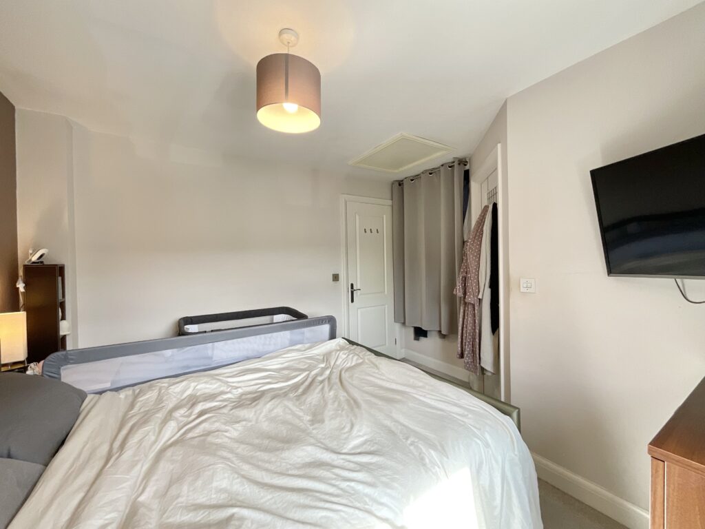 Candler Drive, Stone, ST15