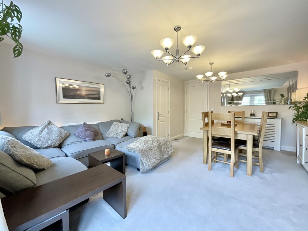 Candler Drive, Stone, ST15