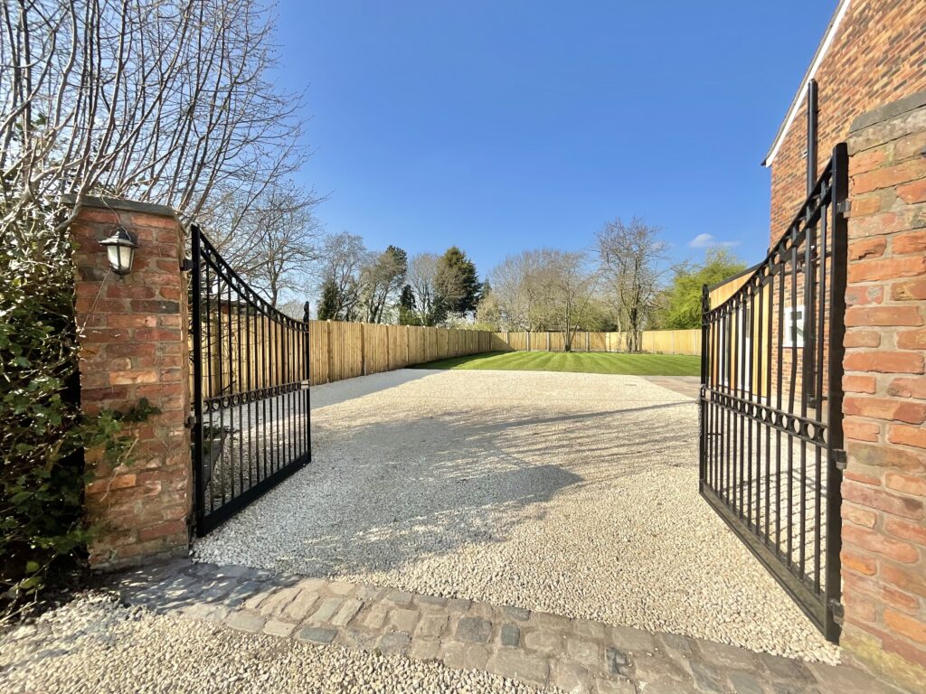 Kinsey Heath, Audlem, CW3