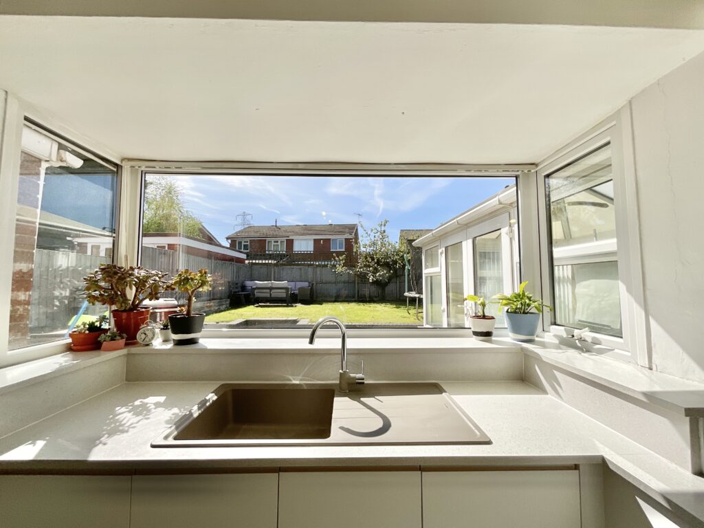 Chessington Crescent, Stoke-On-Trent, ST4