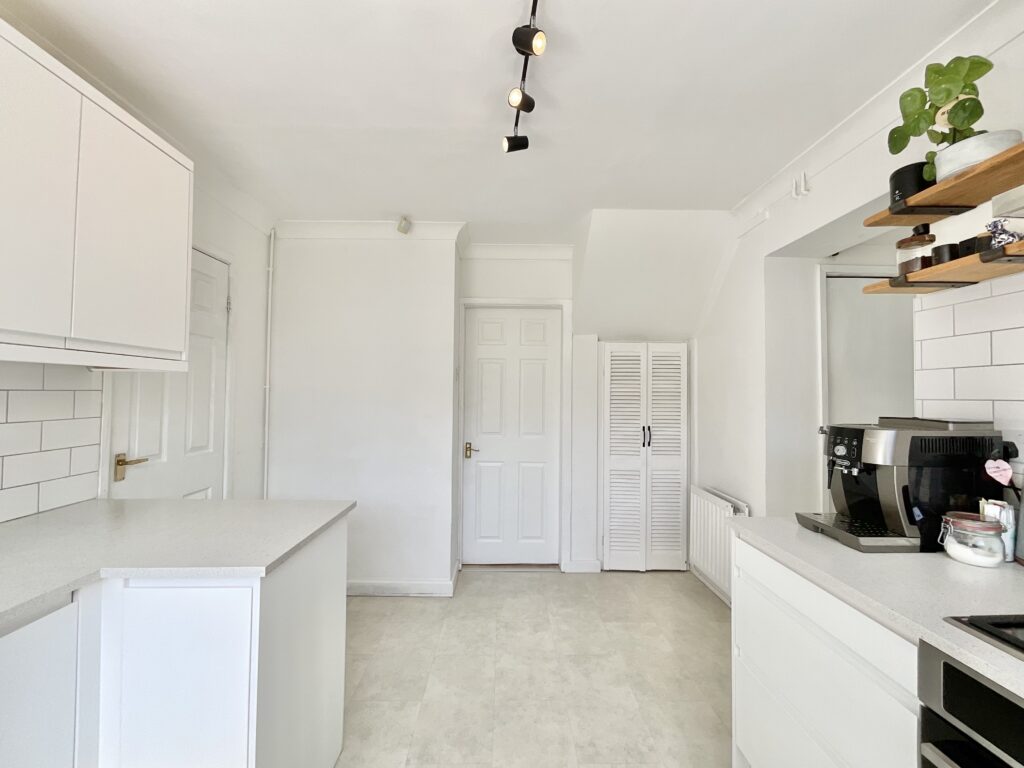Chessington Crescent, Stoke-On-Trent, ST4