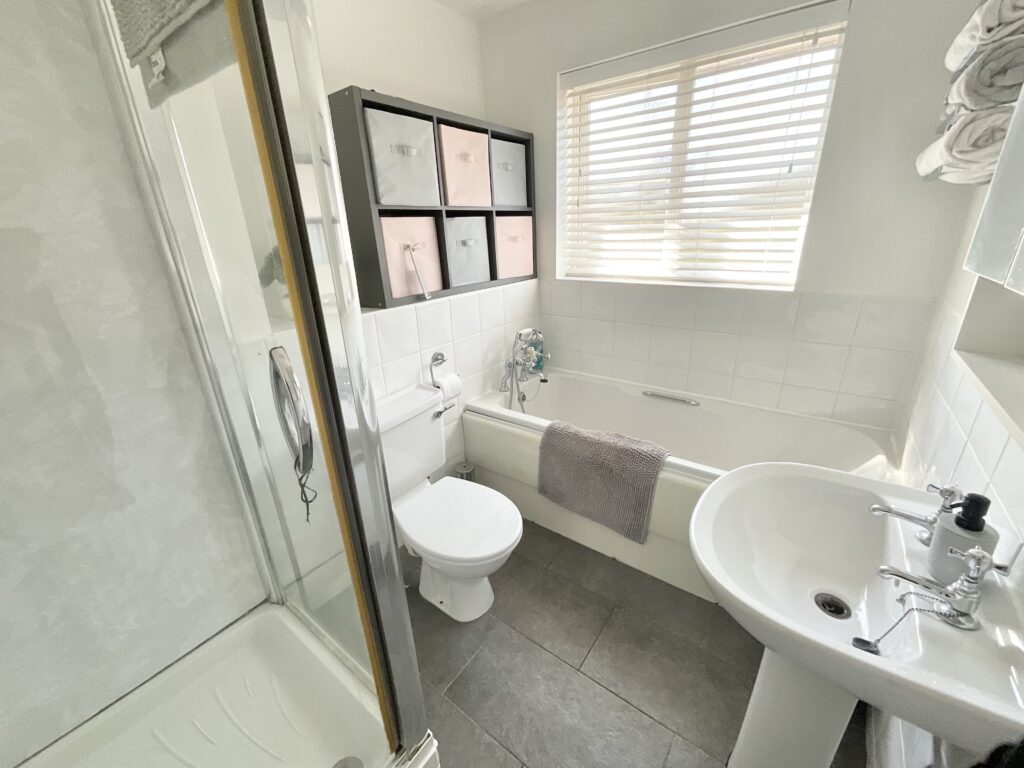 Kensington Drive, Willaston, CW5