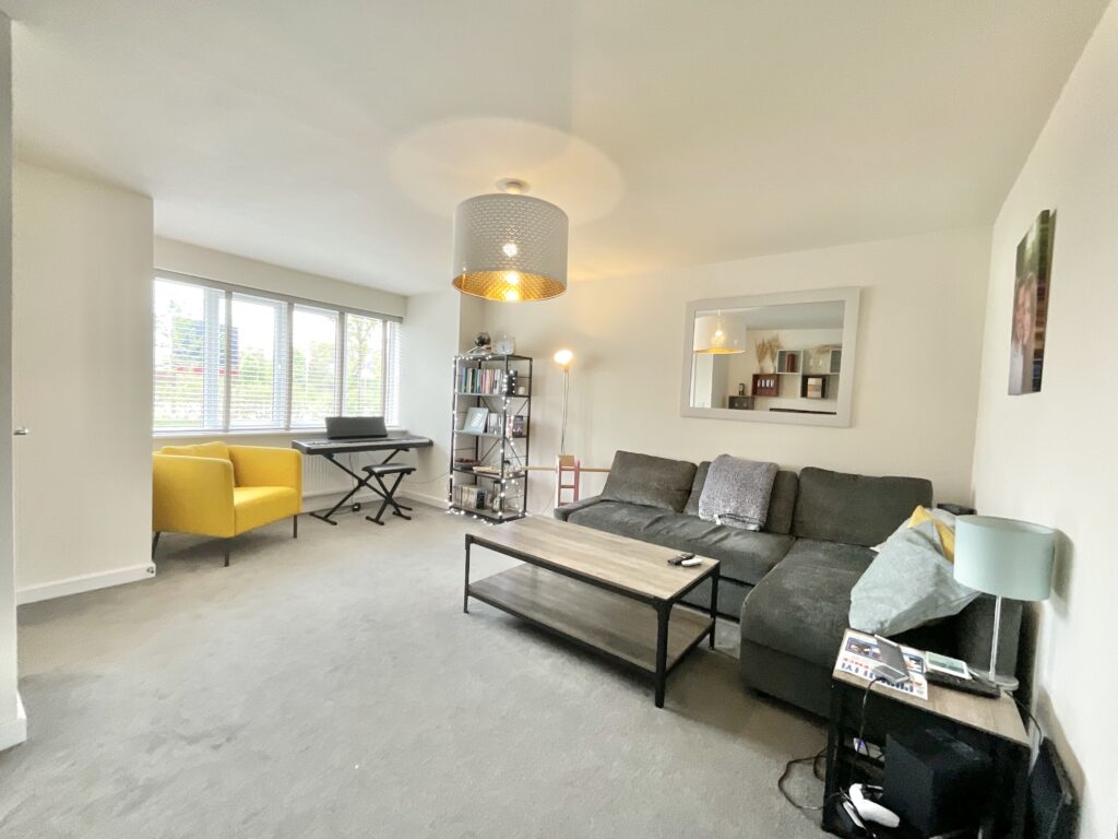 Hereford Place, Henhull, CW5
