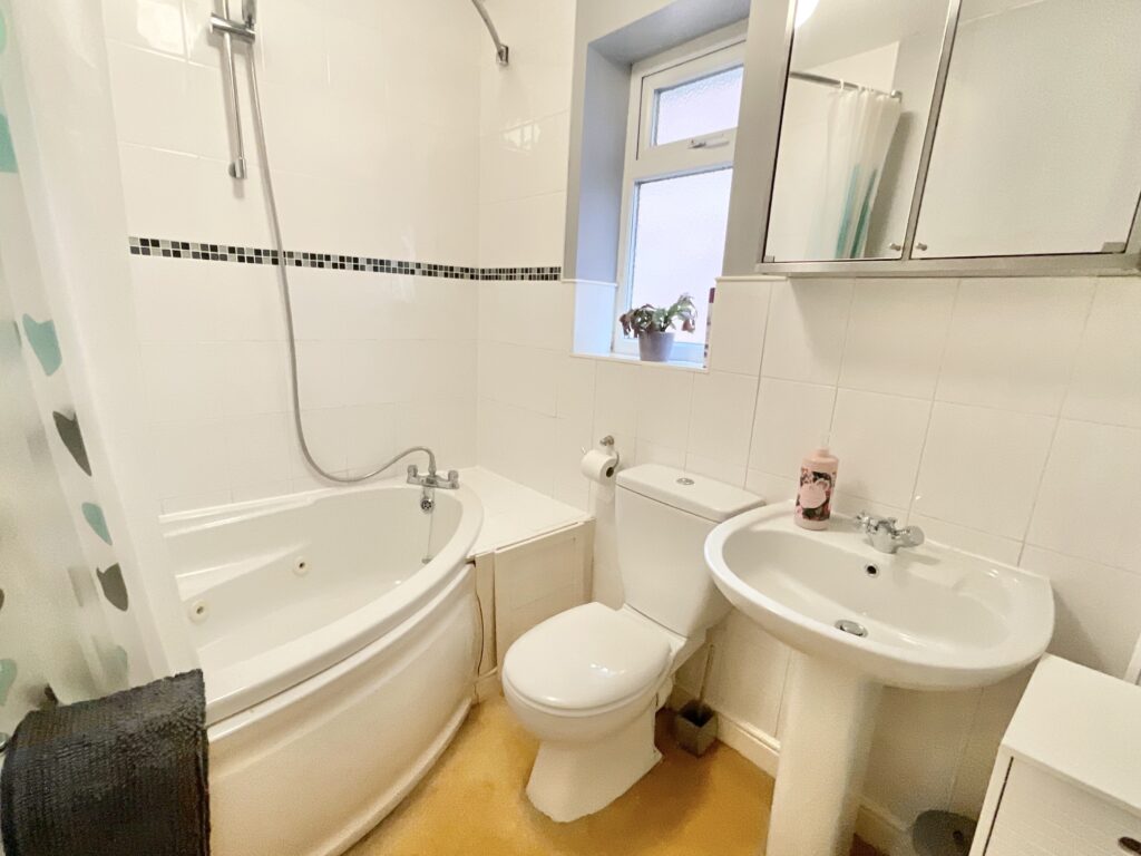 Oakhurst Drive, Wistaston, Crewe, CW2